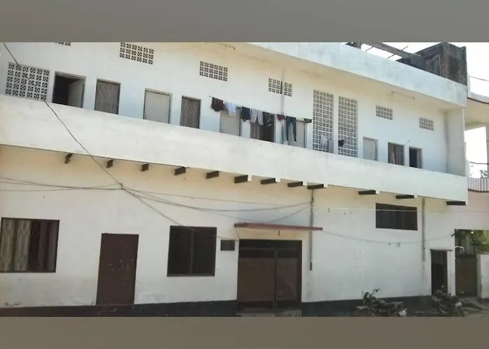 Shradha Saburi Boys Hostel Varanasi